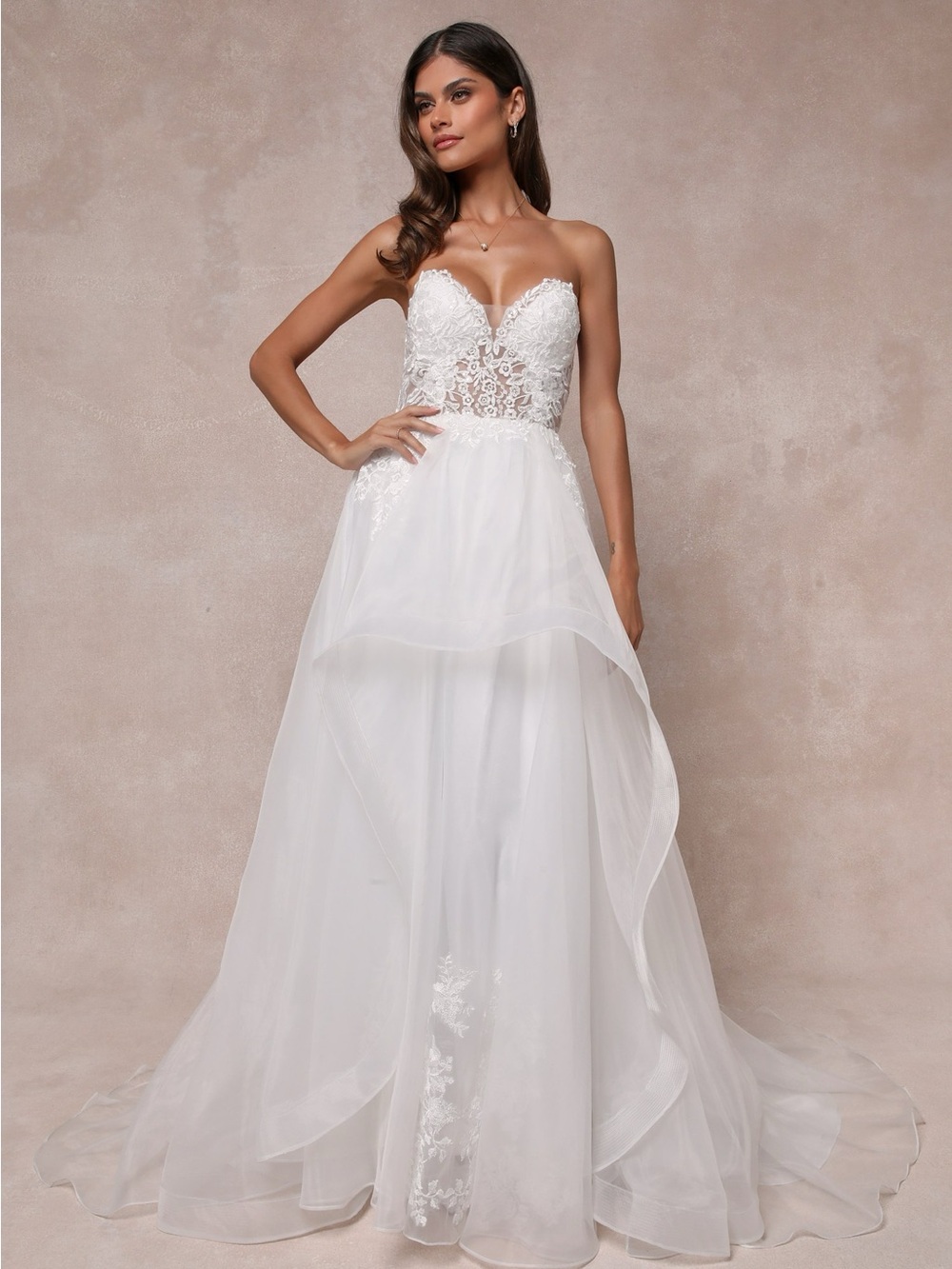 Lulu's Strapless White Lace Appliqué Tulle Wedding Gown